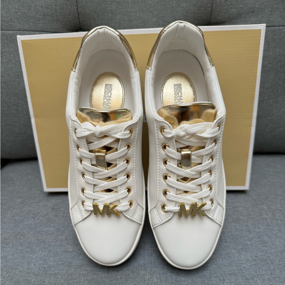 ‼️SOLD‼️🆕Michael Kors Sneakers | Size 7 - Picture 10 of 16